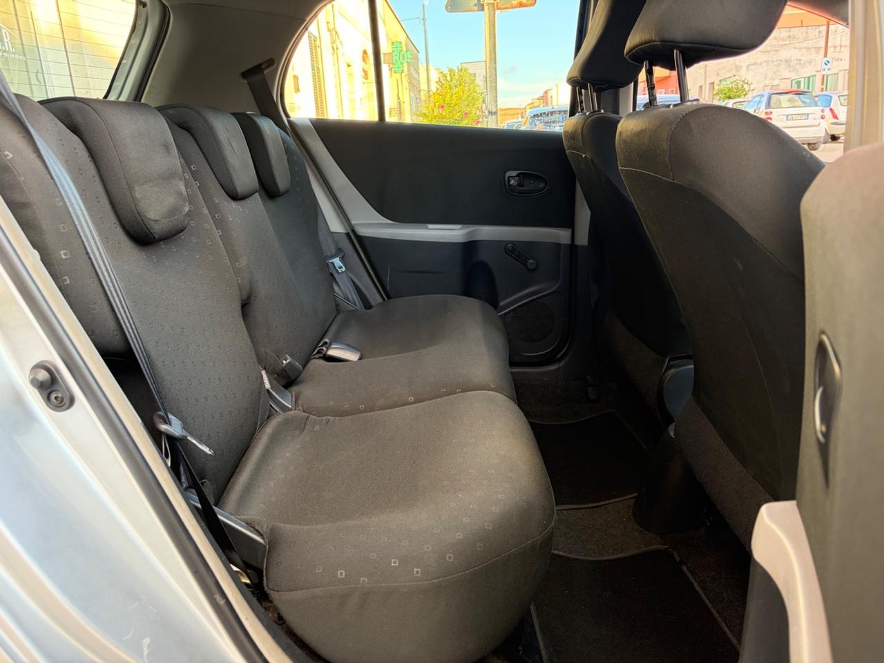 Toyota Yaris 1.3 5 porte