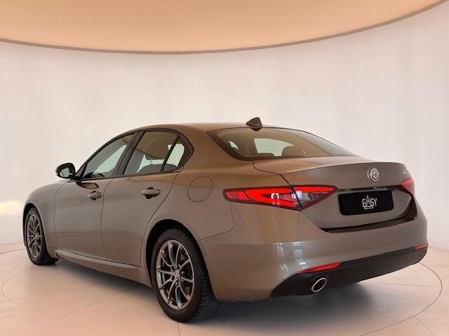 Alfa Romeo Giulia 2.2 t Business 150cv auto