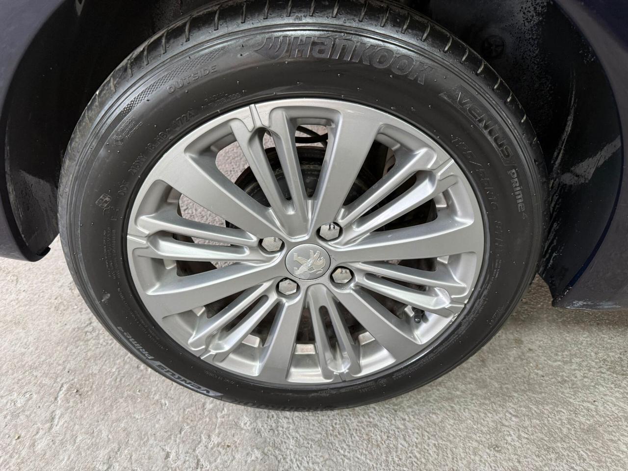 Peugeot 208 1.6 Hdi 75cv 5 porte Allure