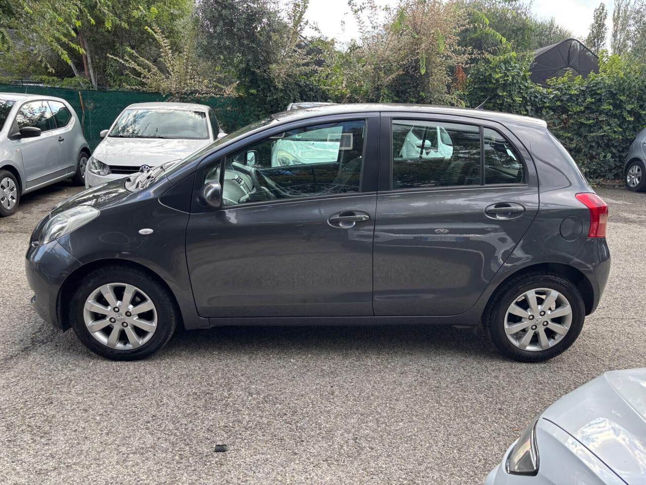 Toyota Yaris 1.3 5 porte Navi OK Neopatentati