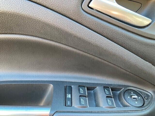 Ford Kuga 2.0 TDCI 140 CV 4WD cambio automatico OK NEOPATENTATI