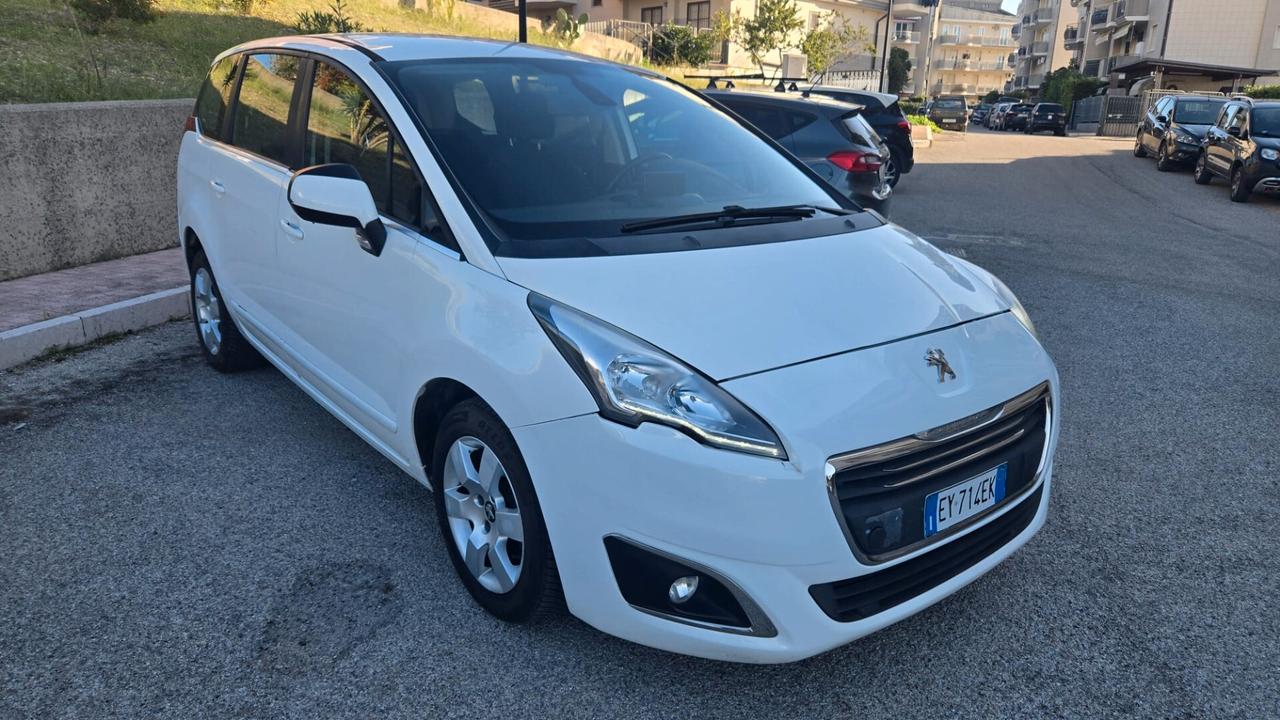 Peugeot 5008 BlueHDi 120 EAT6 S&S Allure