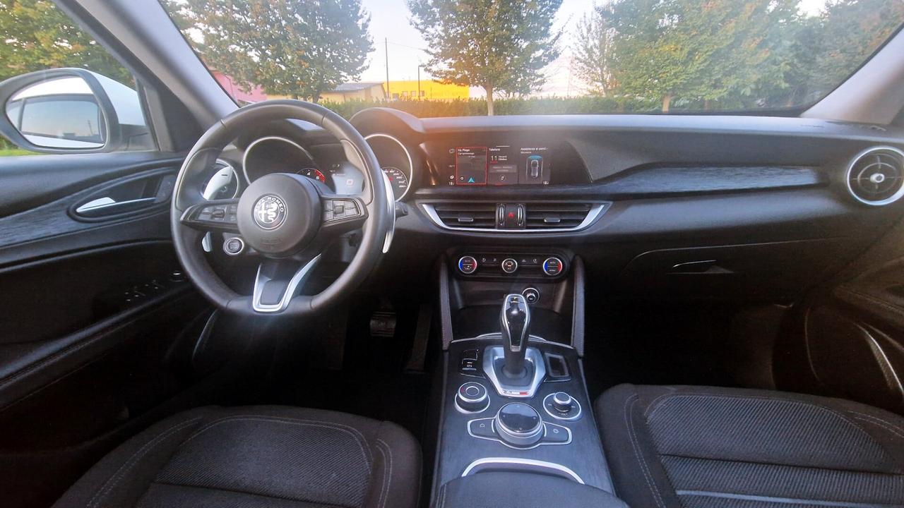 Alfa Romeo Stelvio 2.2 Turbodiesel 190 CV AT8 Q4