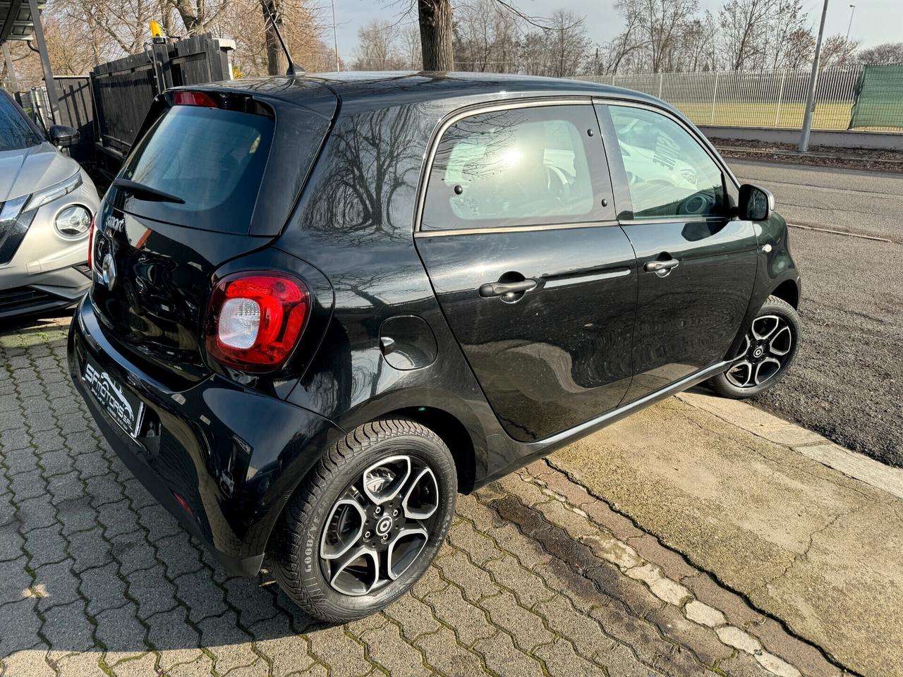 Smart ForFour 70 1.0 twinamic Proxy