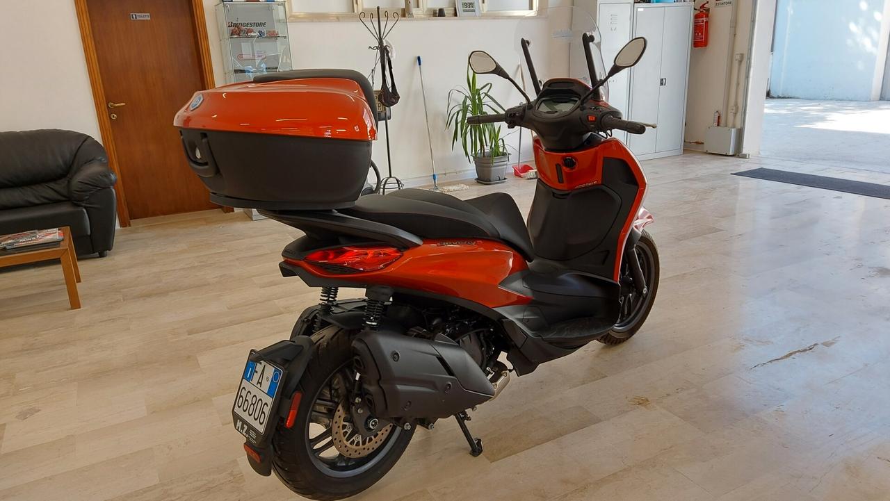 Piaggio Beverly 400 S