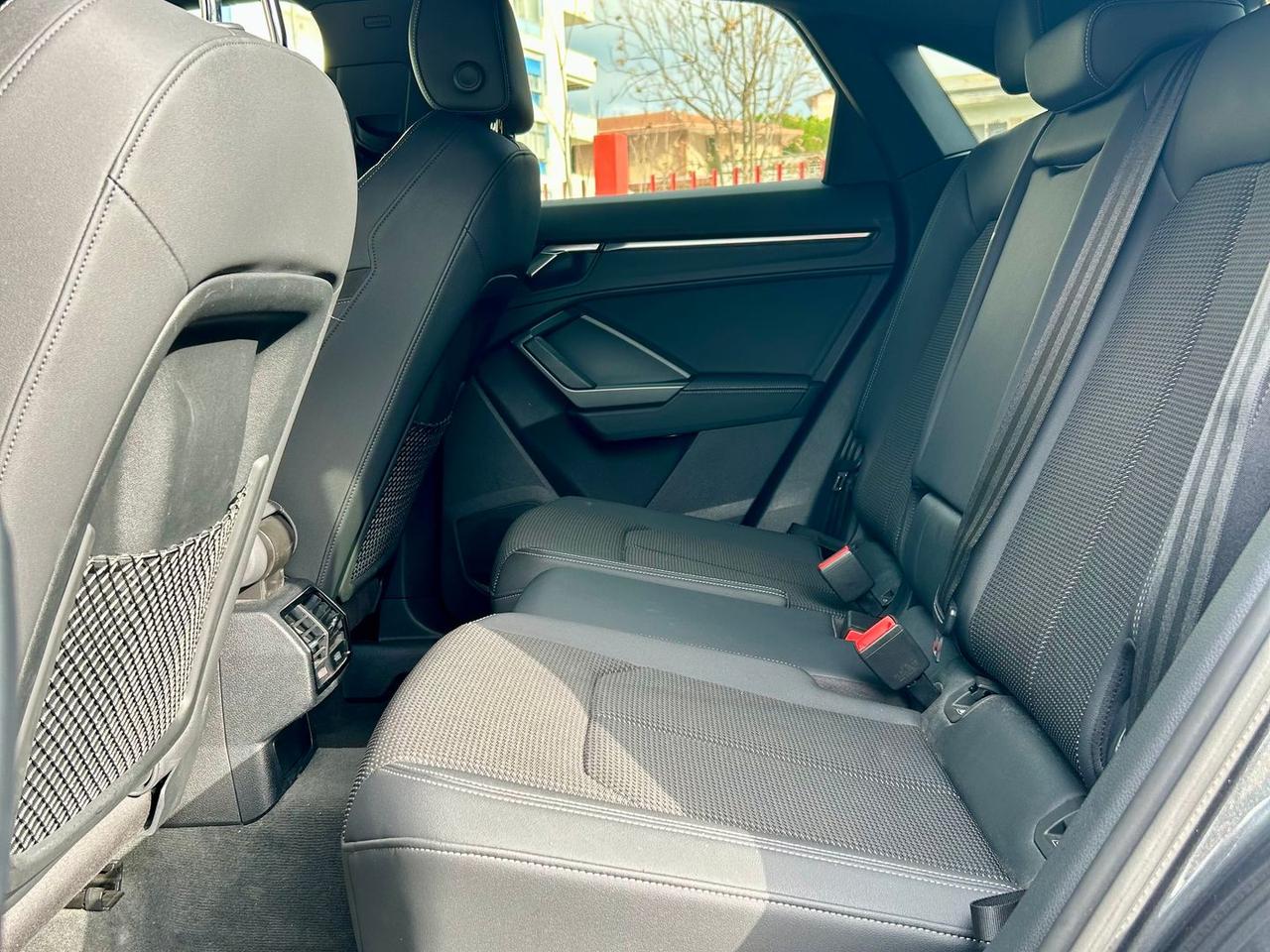 Audi Q3 S-Line 2.0 35 TDI #8354