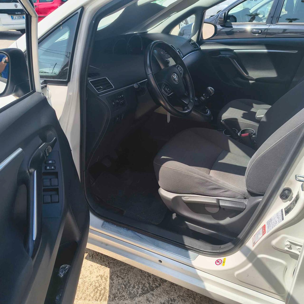 Toyota Verso 1.6 D-4D Active
