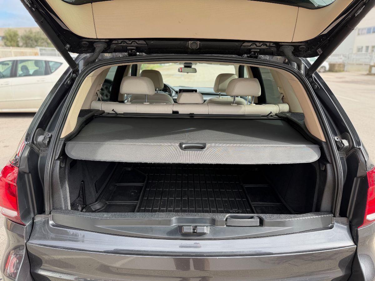 BMW - X5 - xDrive25d Experience