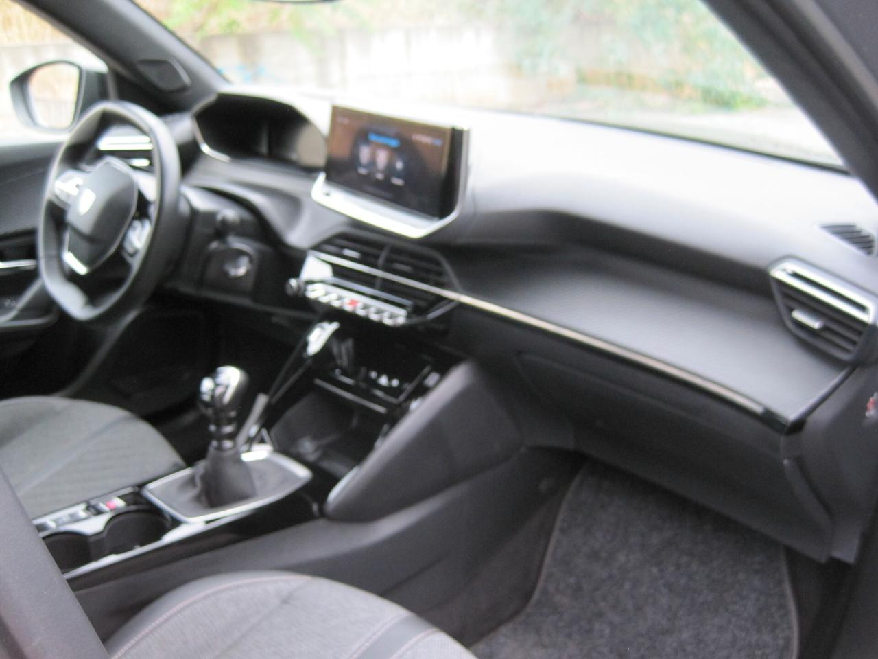 Peugeot 2008 PureTech 100 S&S Allure