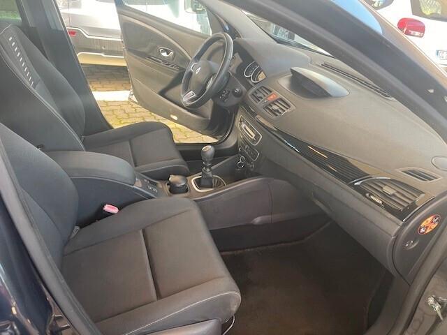 RENAULT MEGANE 5P 1.6 110CV BENZINA LIMITED