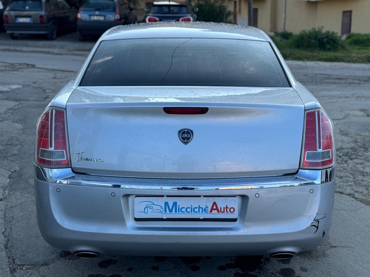 LANCIA THEMA 3.0 MJT II 240 CV PLATINUM EDITION