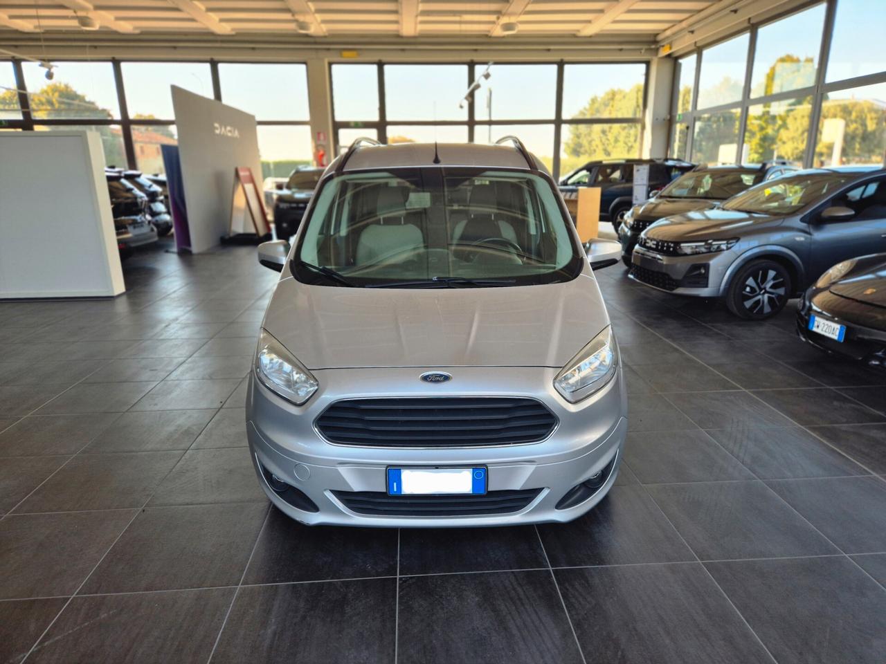 Ford Tourneo Courier 1.5 TDCI 95 CV Titanium
