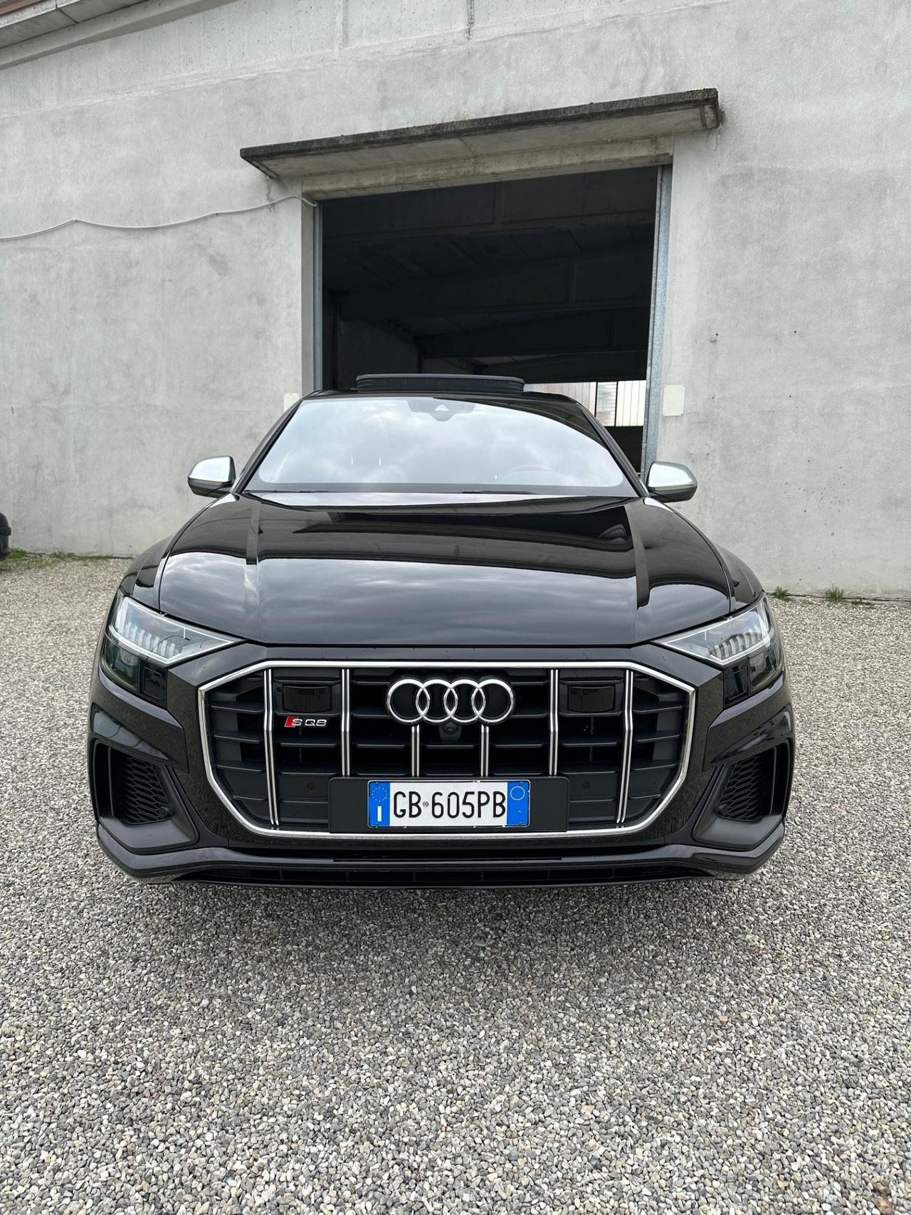 Audi Q8 SQ8 TDI quattro tiptronic sport attitude