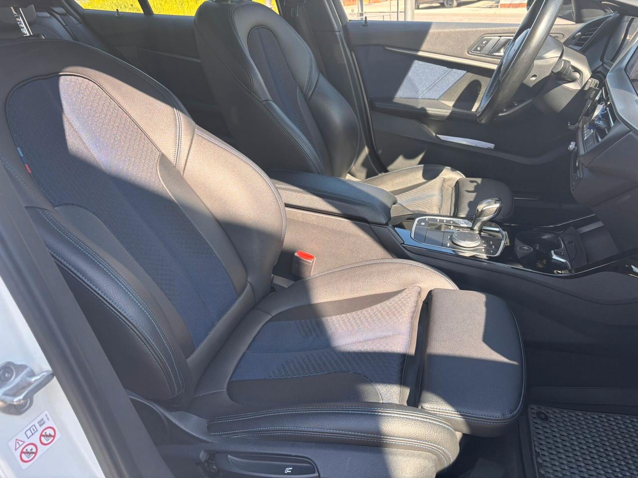 Bmw 118 118d 5p. Msport