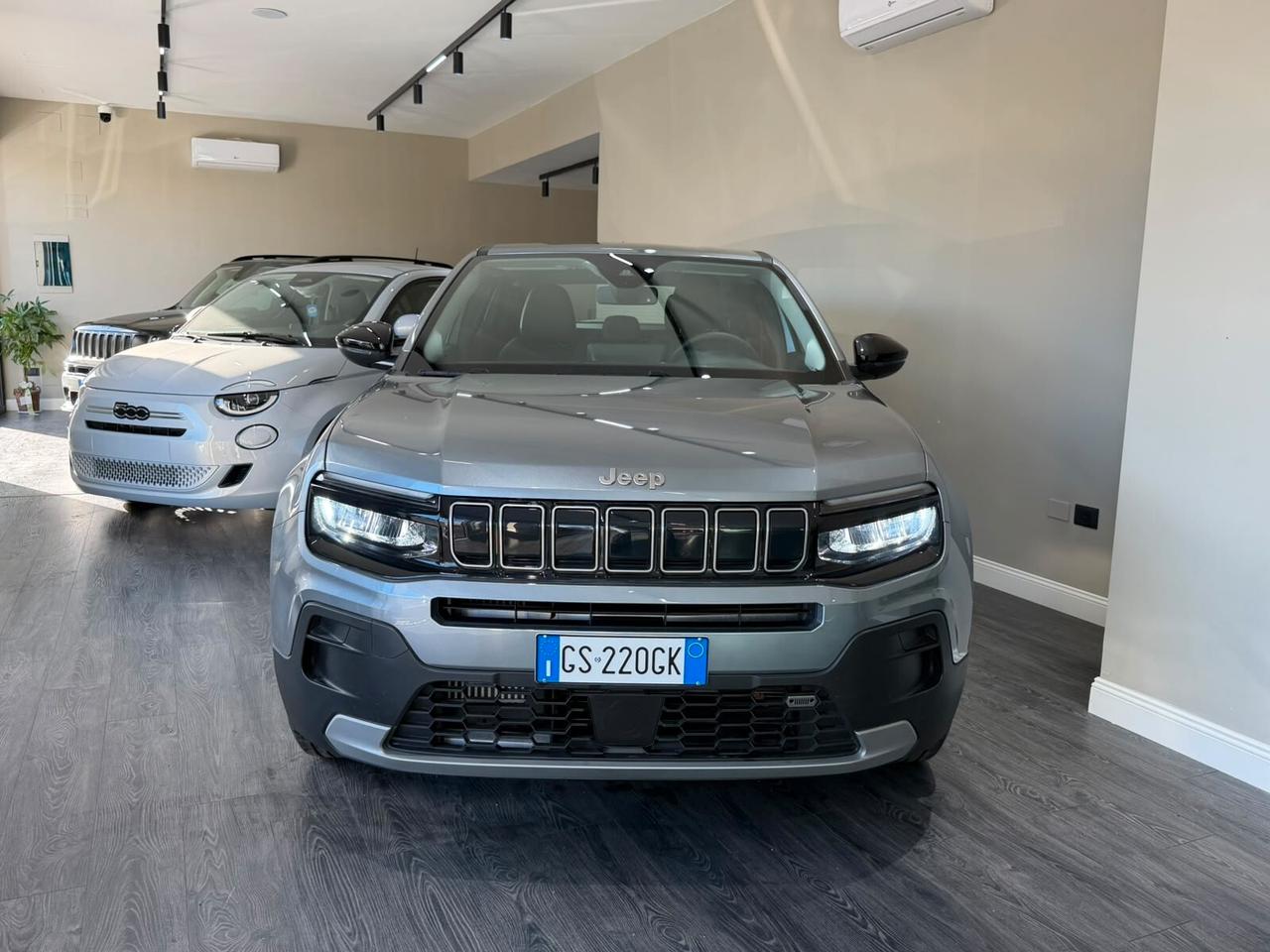 Jeep Avenger 1.2 Turbo 100 CV Altitude 10.000km