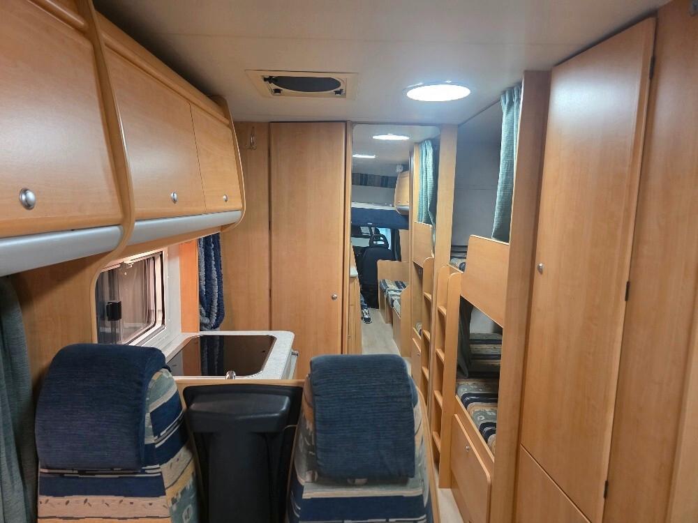 CAMPER CHALLENGER 171