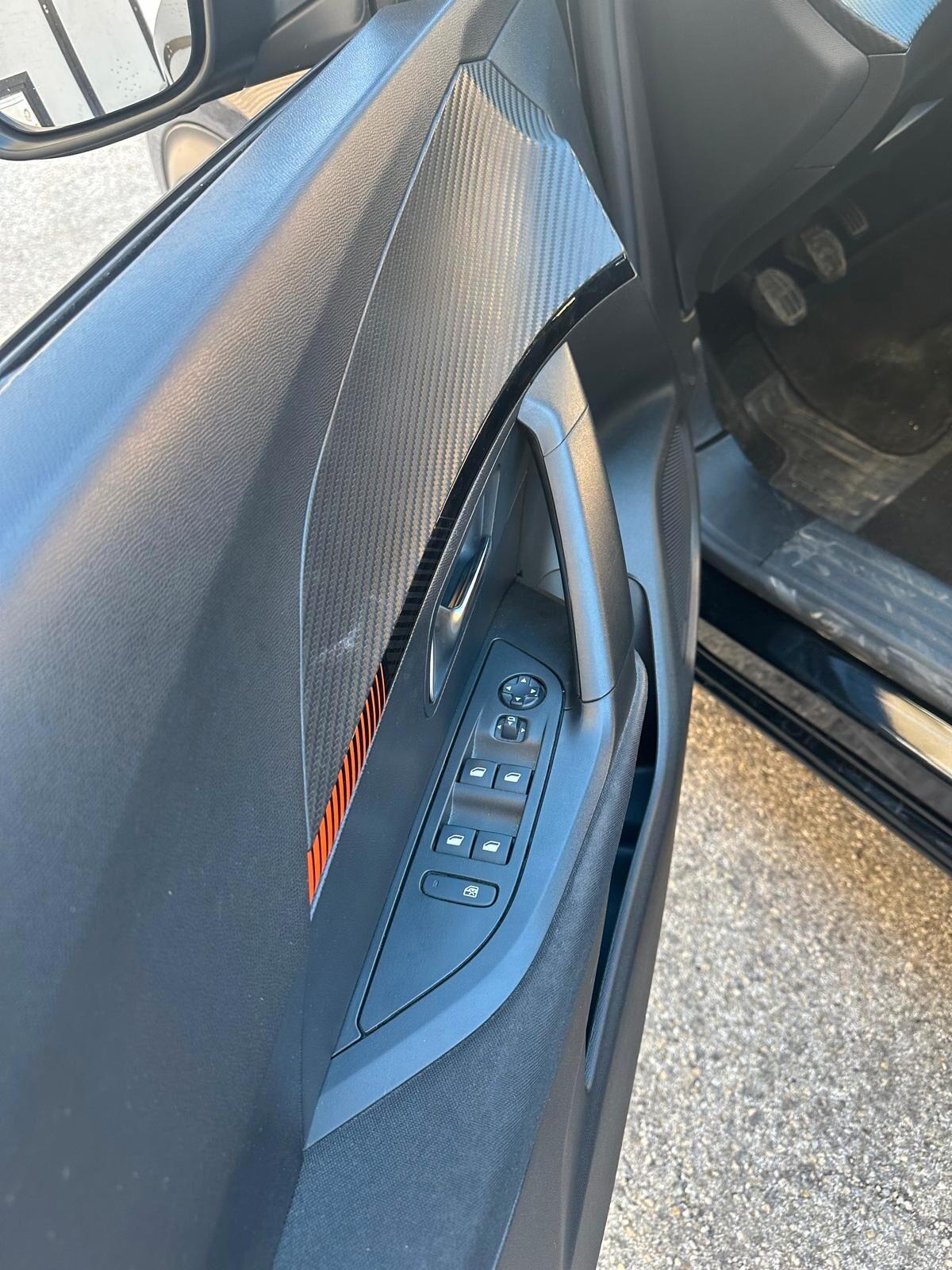 Peugeot 2008 PureTech 100 S&S Active