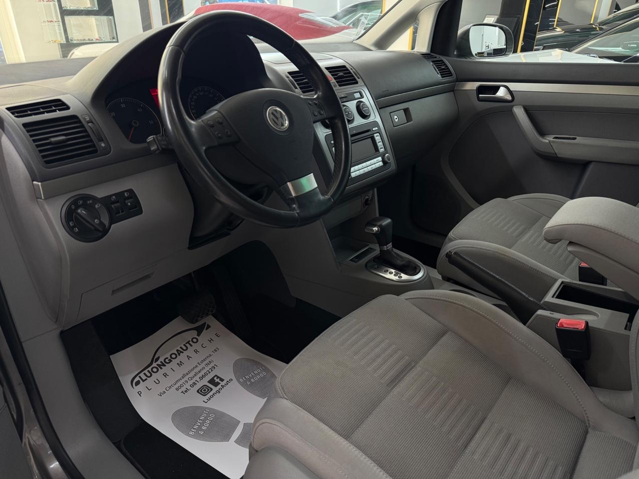 Volkswagen Touran 2.0 F DSG Highline