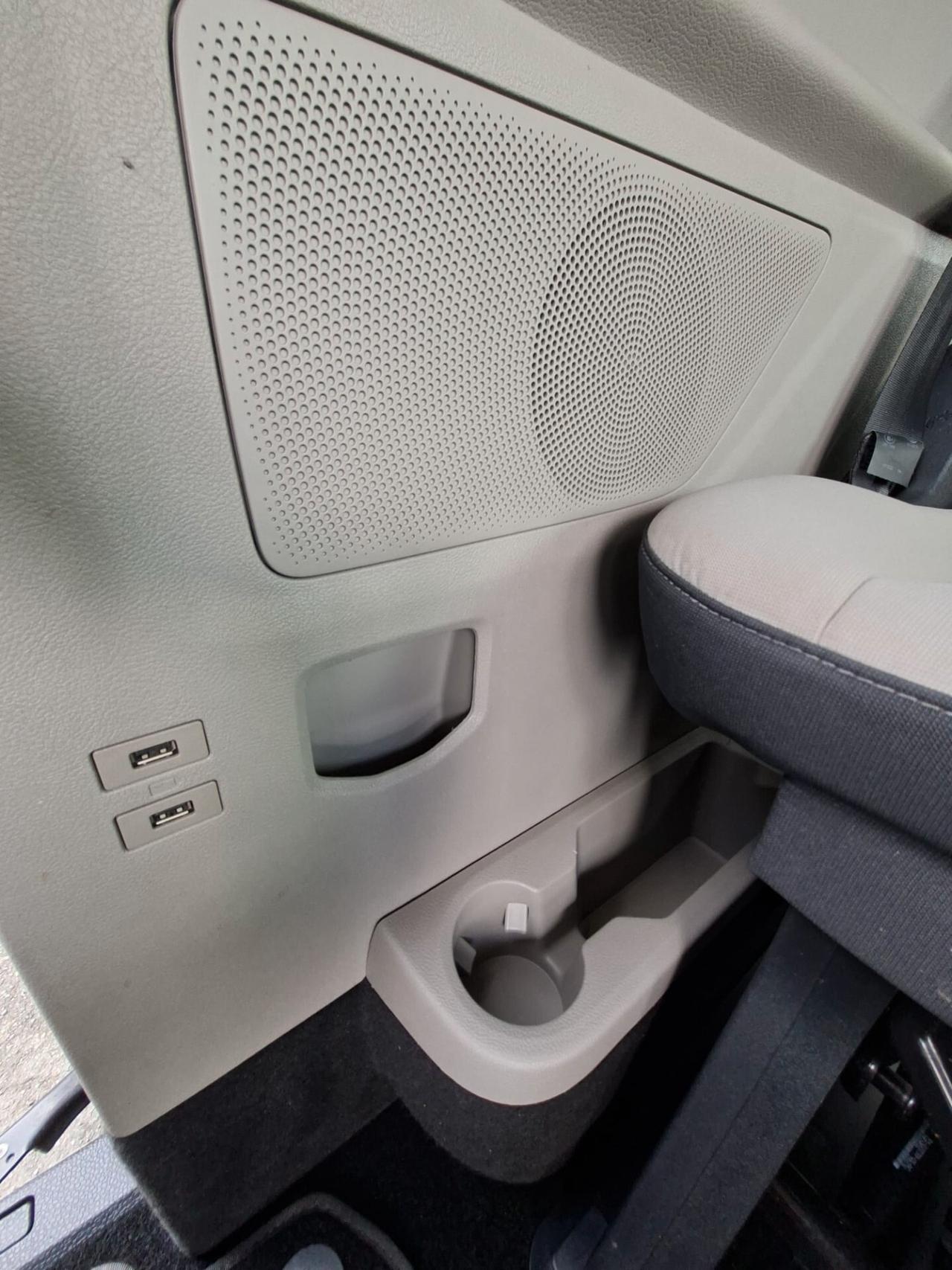 Ford Tourneo Custom 320 2.0 EcoBlue 150CV PC Titanium 77kw - 105cv 9 posti
