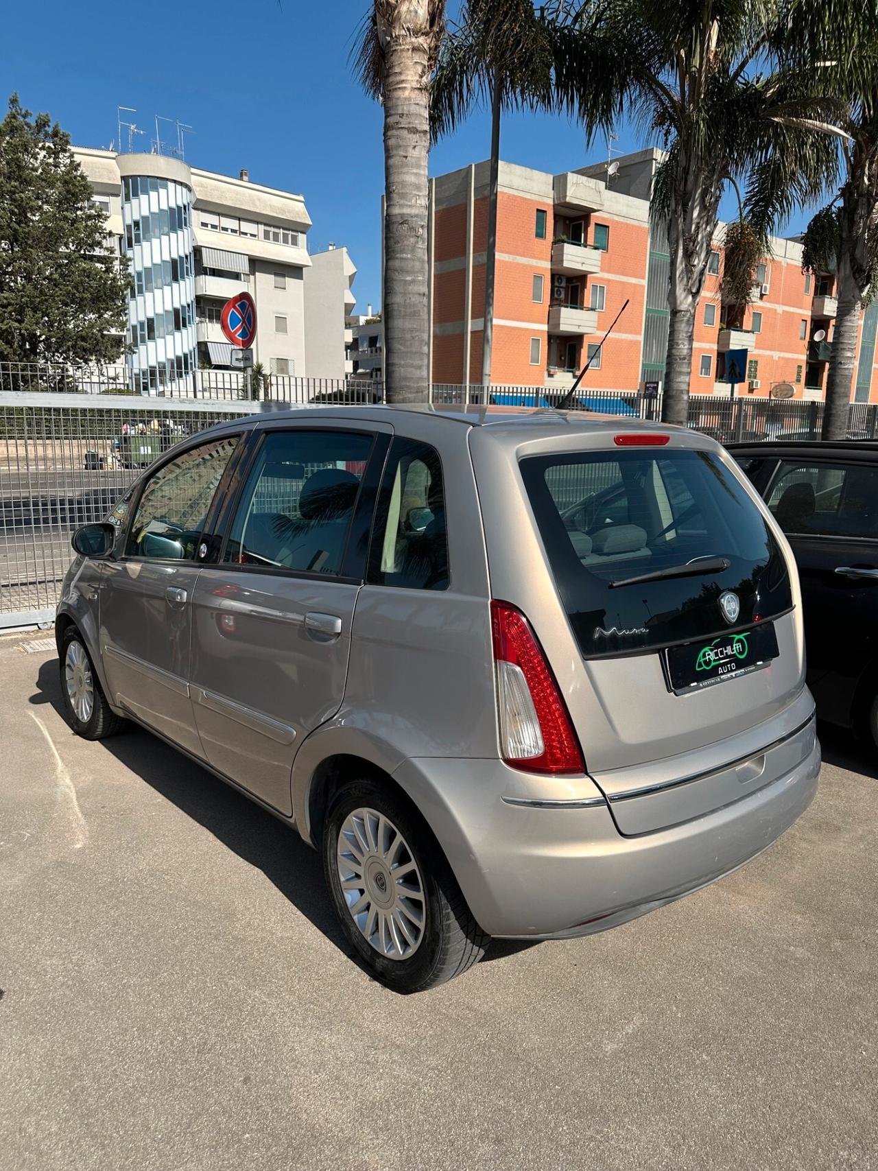 LANCIA YPSILON 1.4 GPL ECOCHIC 2011