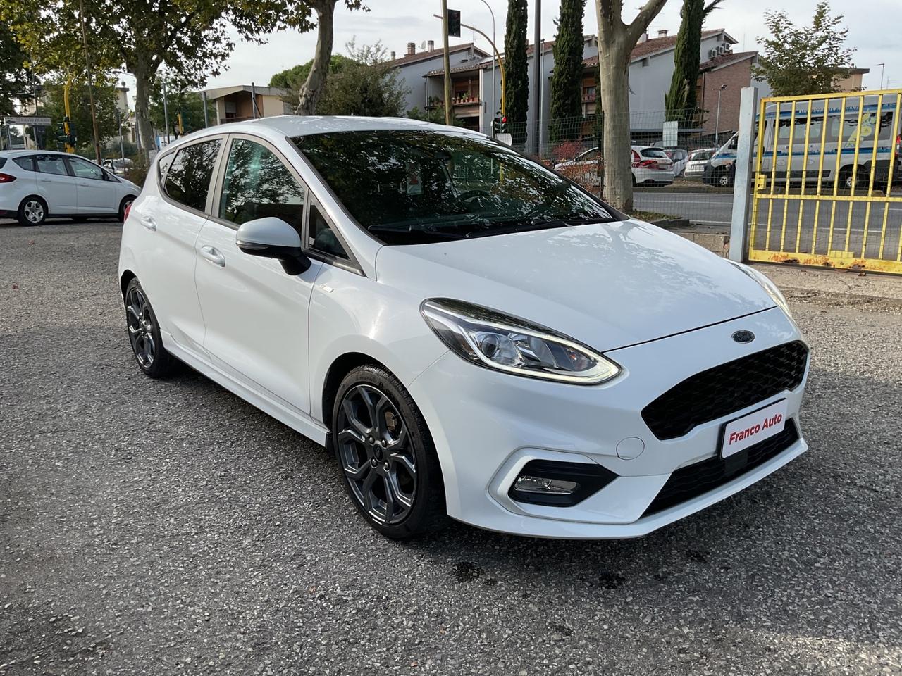Ford Fiesta 1.0 Ecoboost 5 porte ST-Line OK NEOPATENTATI
