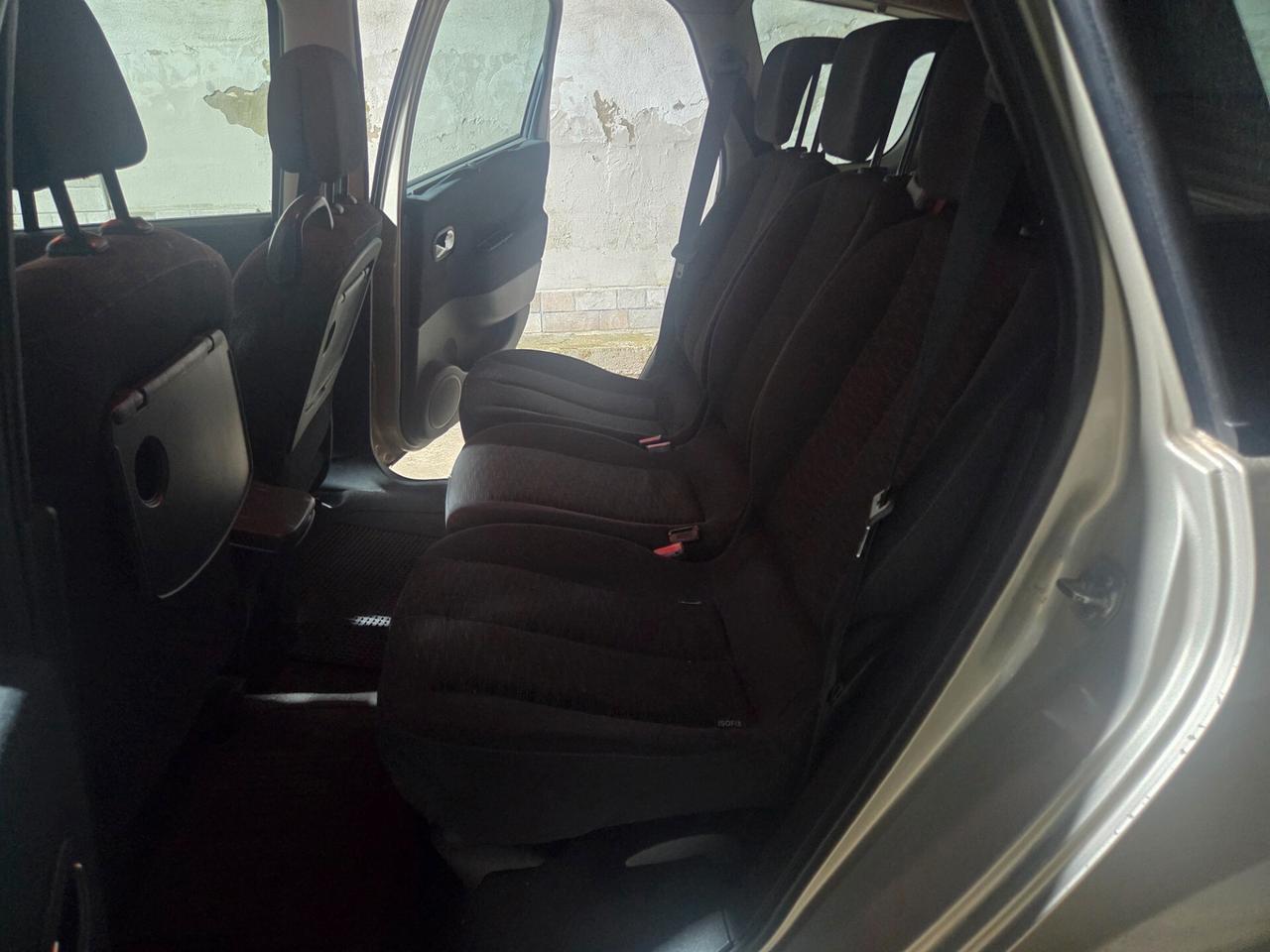 Renault Scenic Grand Scénic 1.5 dCi/105CV Dynamique