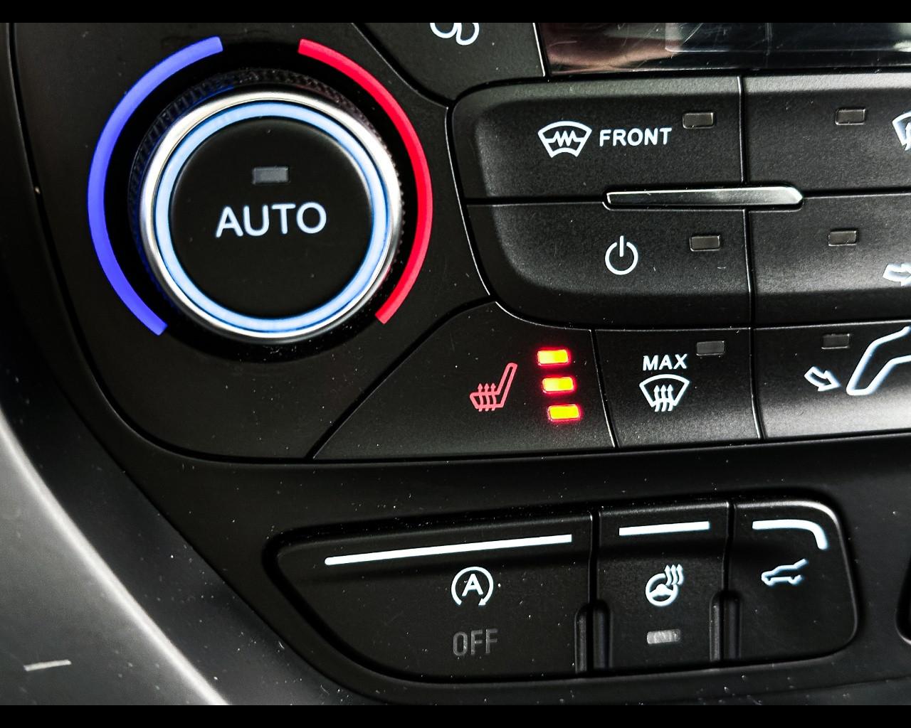 FORD Kuga 2ª serie - Kuga 2.0 TDCI 180 CV S&S 4WD Powershift Vign