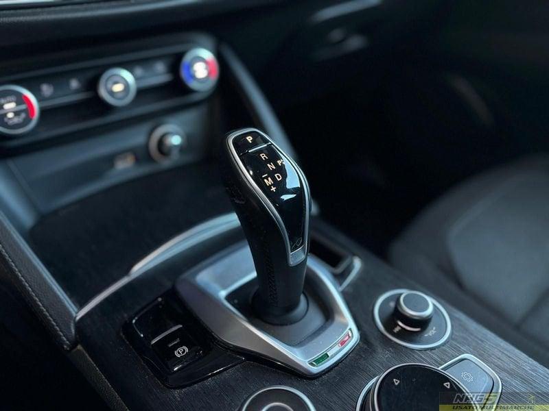 Alfa Romeo Stelvio Stelvio 2.2 Turbodiesel 160 CV AT8 RWD Business