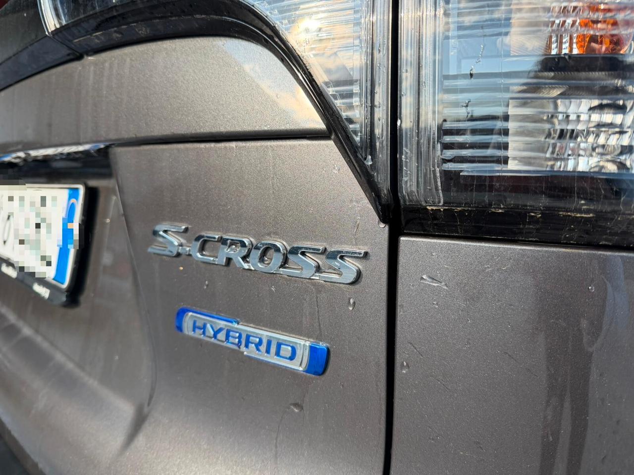 Suzuki S-Cross 1.4 Hybrid Top