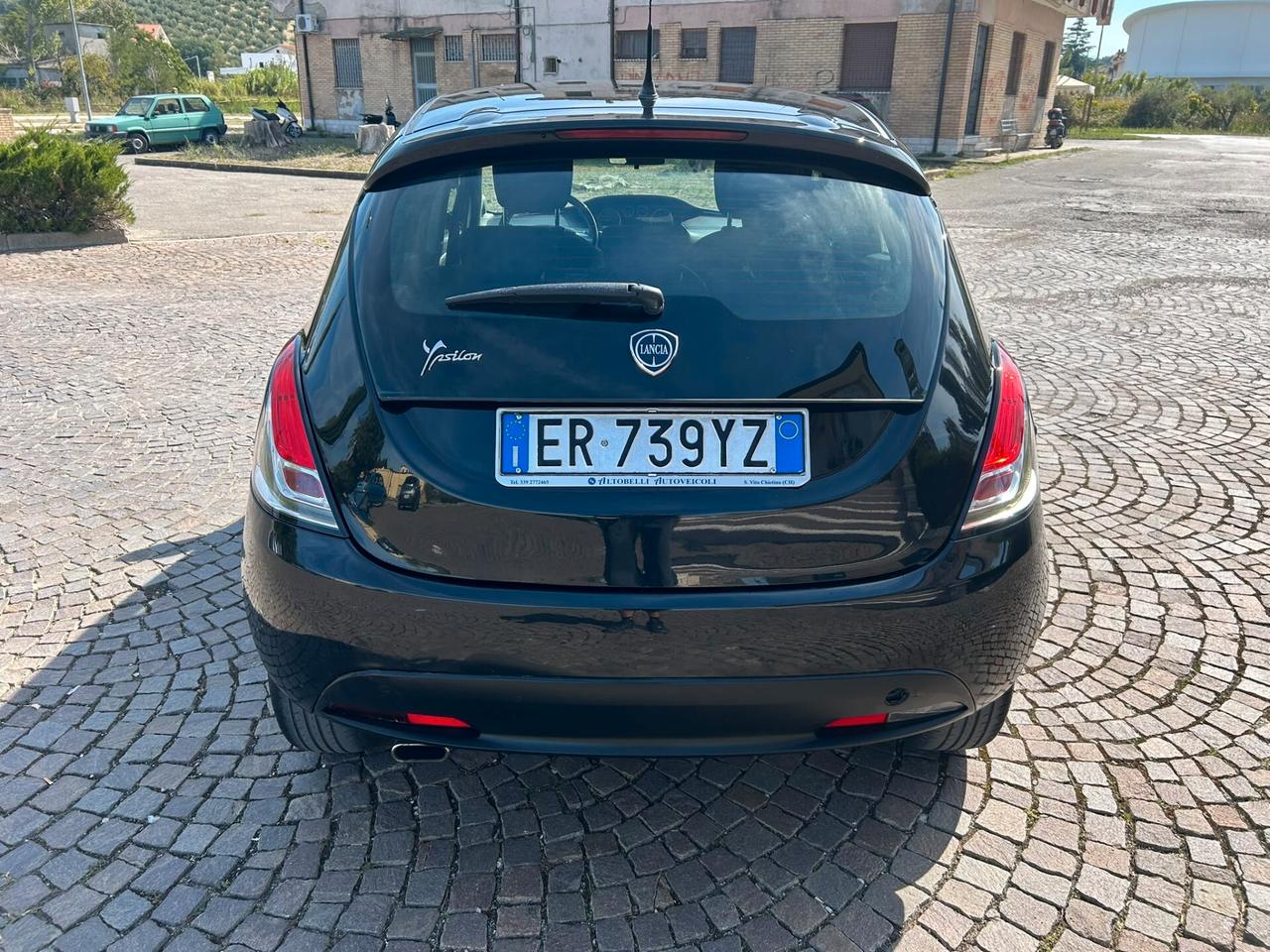 Lancia Ypsilon 1.2 69 CV 5 porte GPL Ecochic Gold