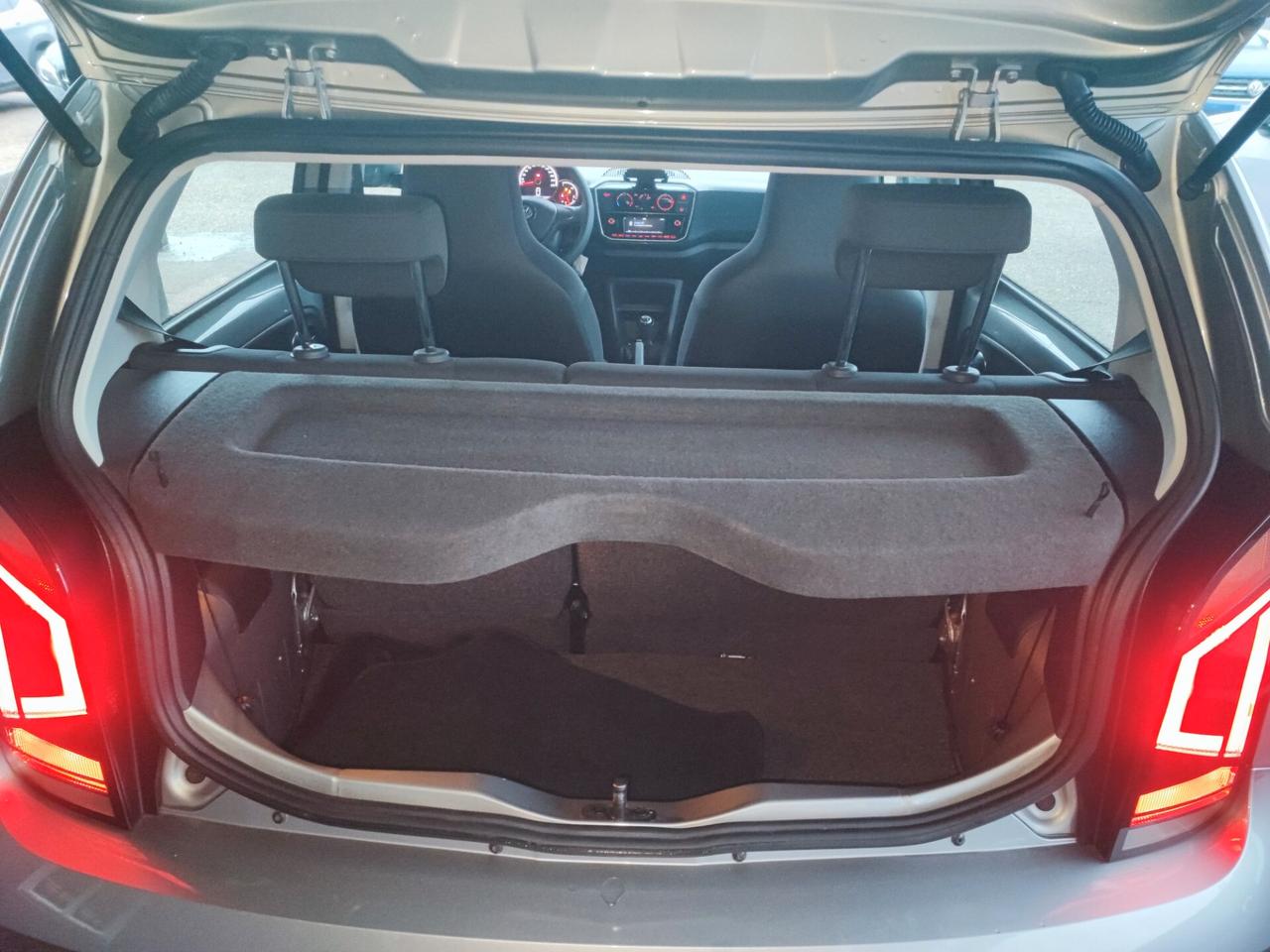 Volkswagen up! 1.0 5p. eco move BlueMotion Technology