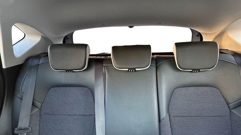 Renault Captur 1.6 E-TECH Plug-in Hybrid 160cv Intens Auto PROMO 1.6 E-TECH Plug-in Hybrid 160cv Intens Auto