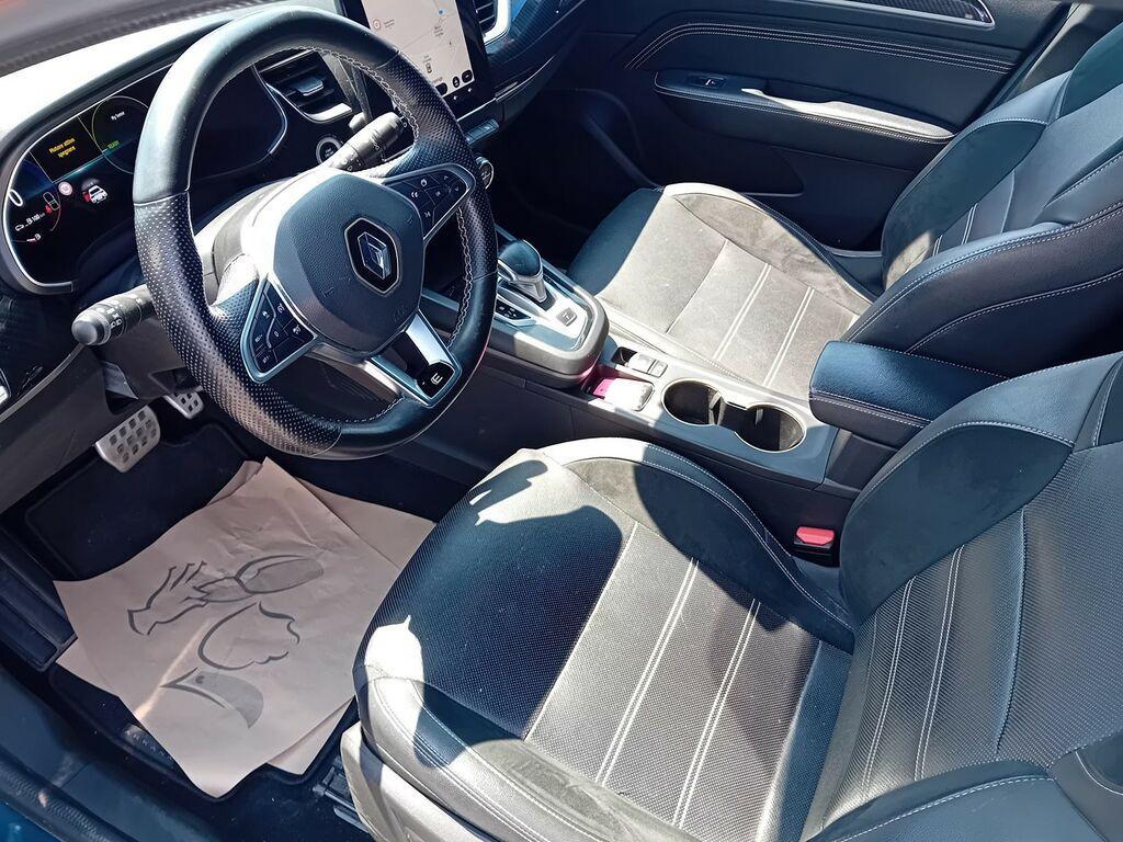 Renault Arkana 1.6 E-TECH Hybrid Engineered Auto