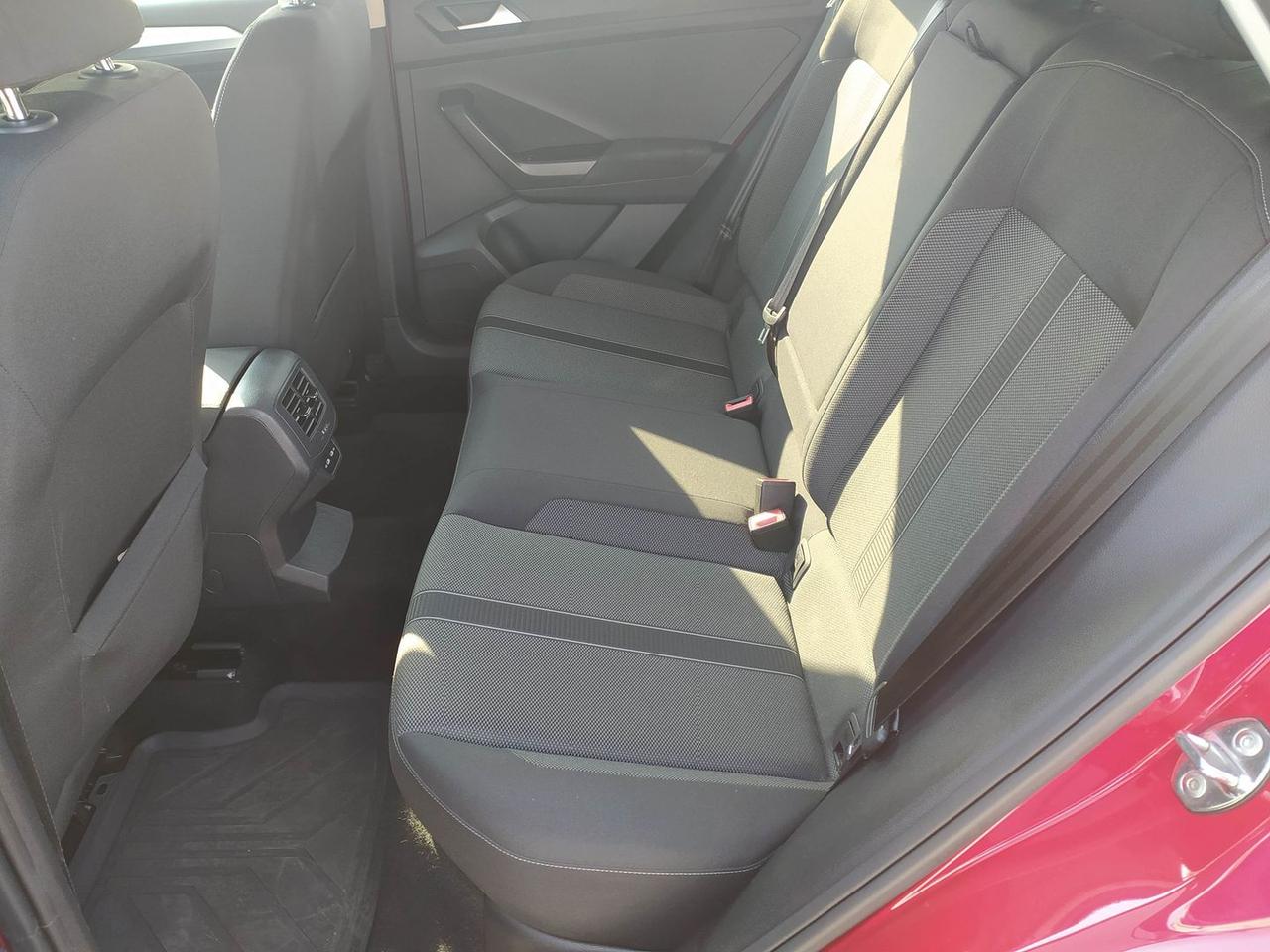 Volkswagen T-Roc R Line 1.0 TSI 110 CV #7284