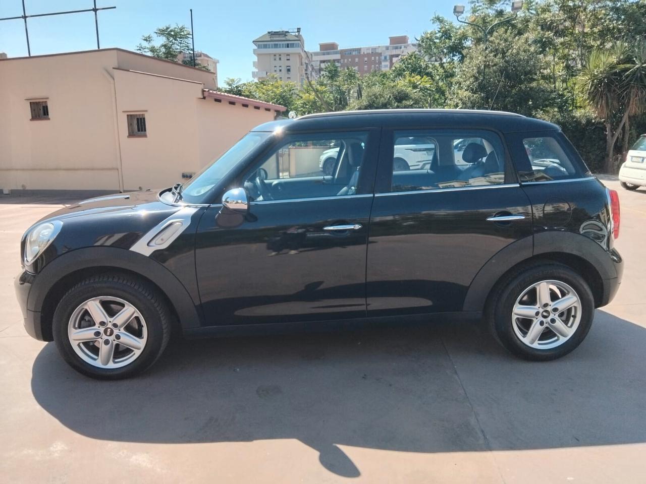 MINI COUNTRYMAN 2.0D AUTOMATICA GARANZIA