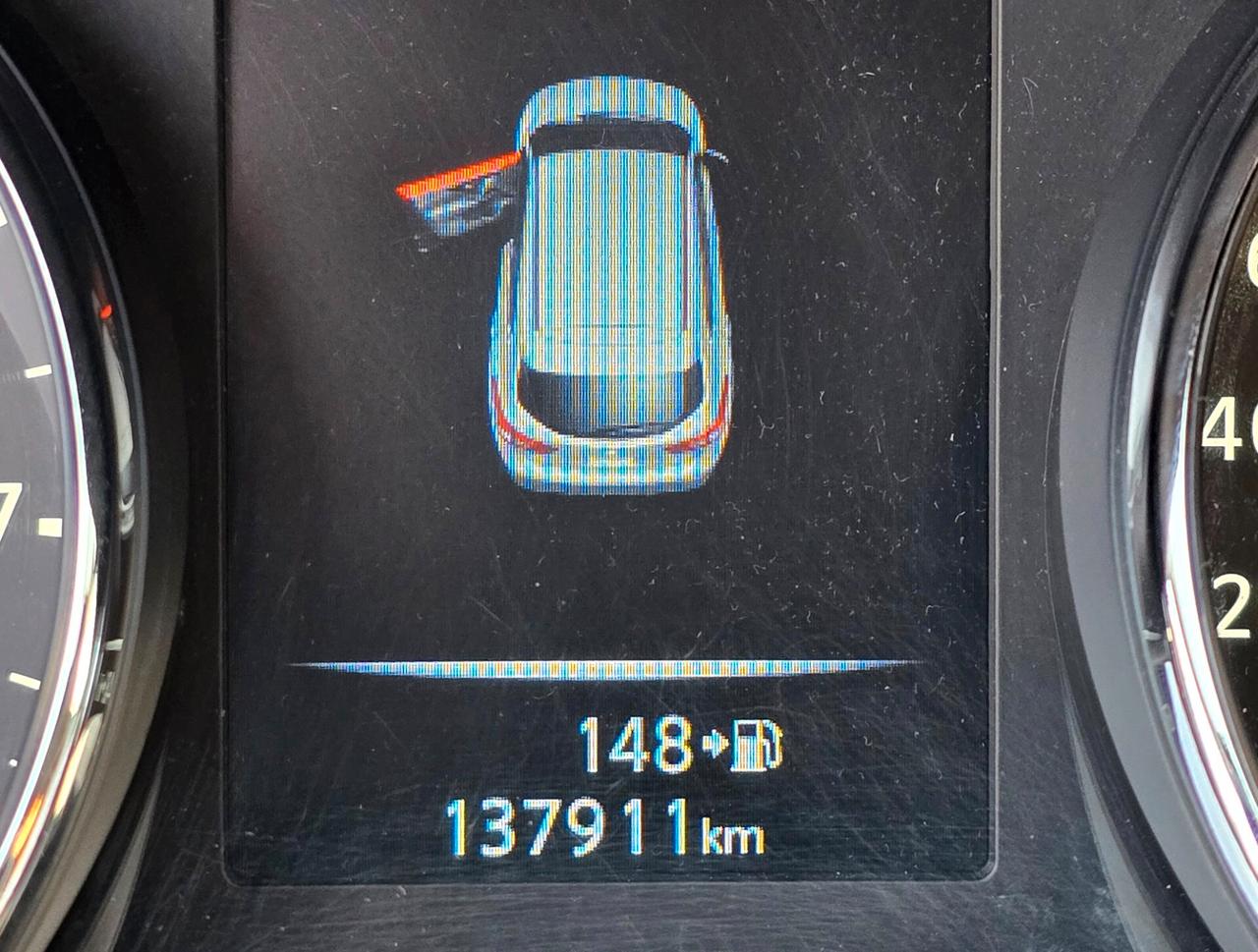 NISSAN QASHQAI RESTYLING CON SOLI 137.000KM NUOVA