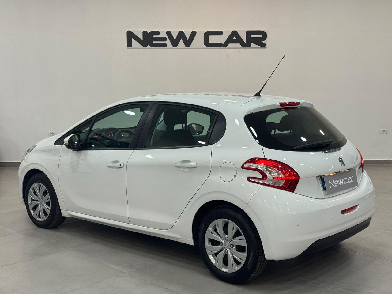 Peugeot 208 gpl porte Allure