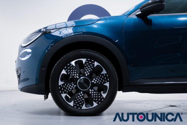 FIAT 600 HYBRID 100 CV DCT MHEV LA PRIMA FARI LED