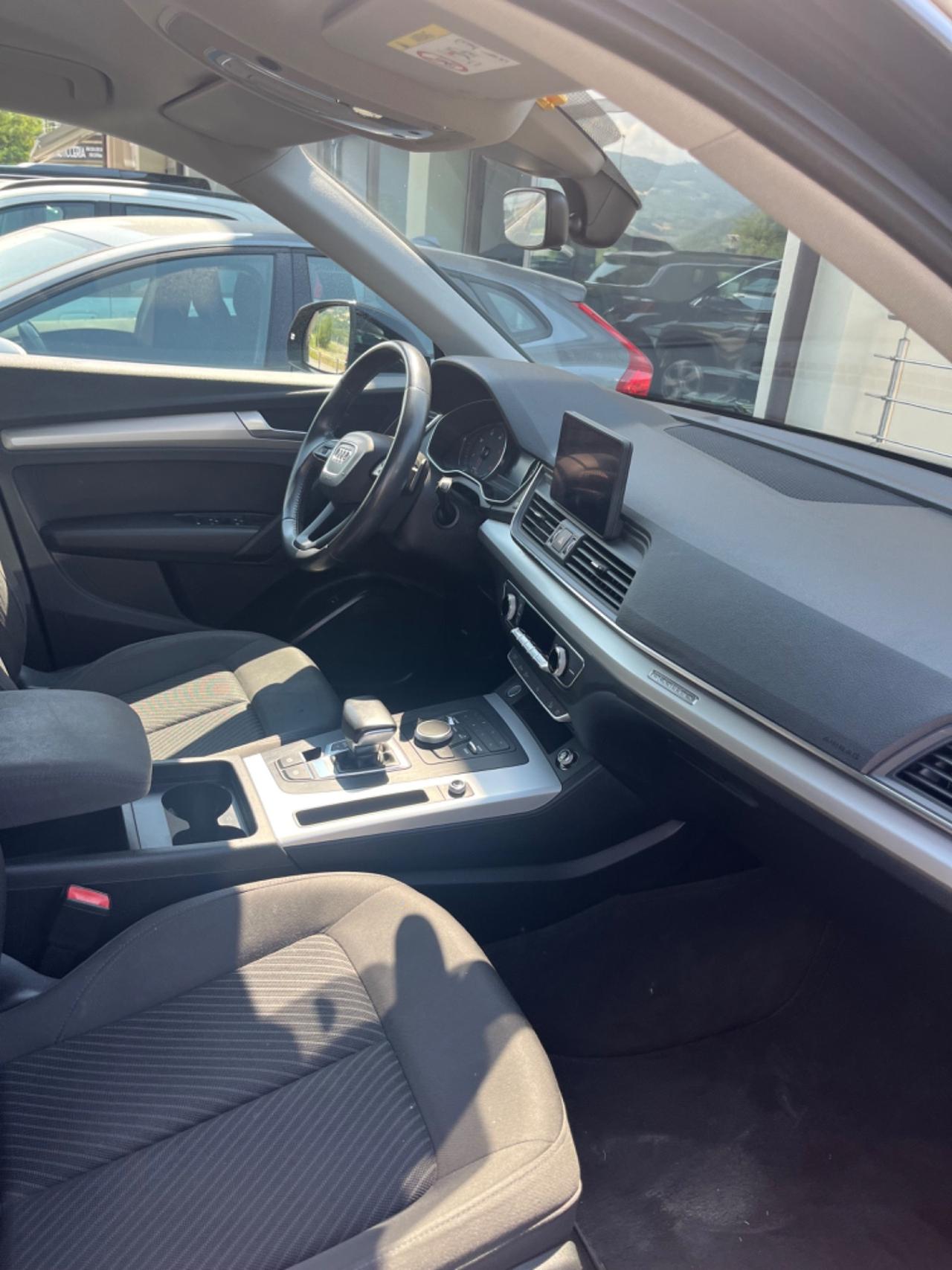 Audi Q5 40 TDI 204 CV quattro S tronic Business Design