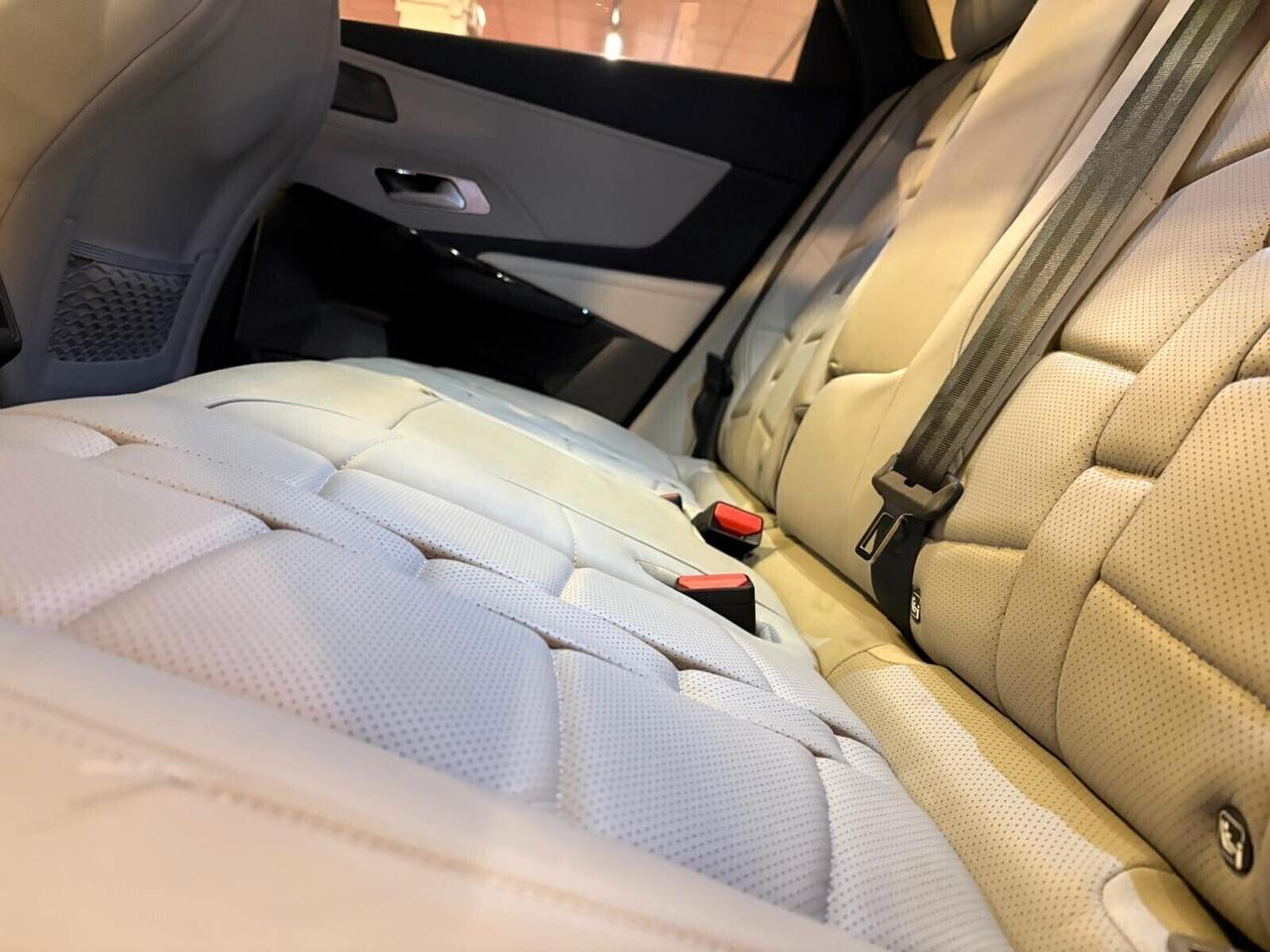 Ds Ds 7 Étoile BlueHDi 130 aut. ETOILE SPOTICAR