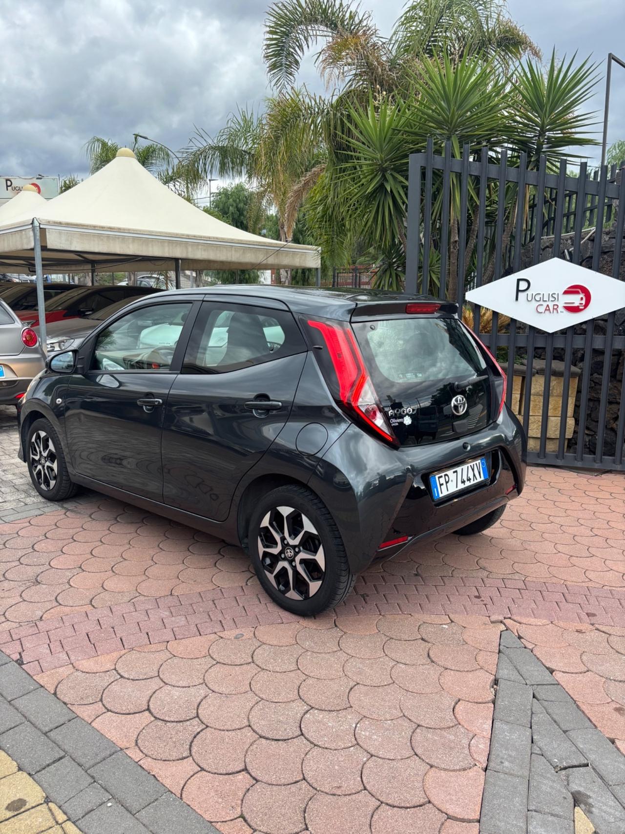 Toyota Aygo 1.0 VVT-i 72 CV 5 porte x-play