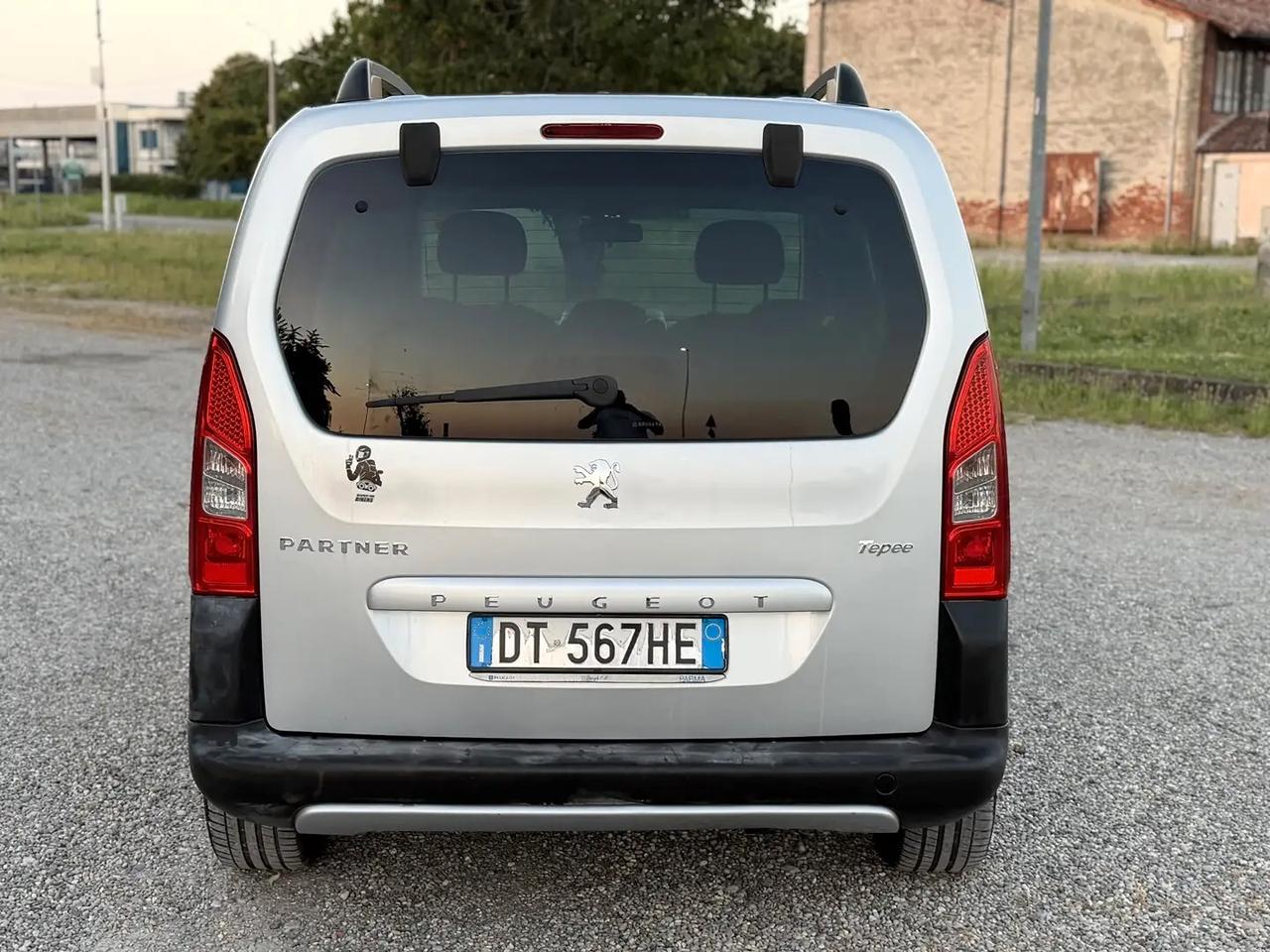 Peugeot Partner Tepee 1.6 HDi 110CV Outdoor