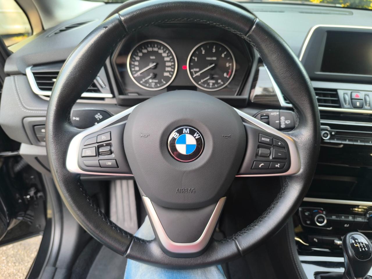 Bmw 216 218d Active Tourer Luxury