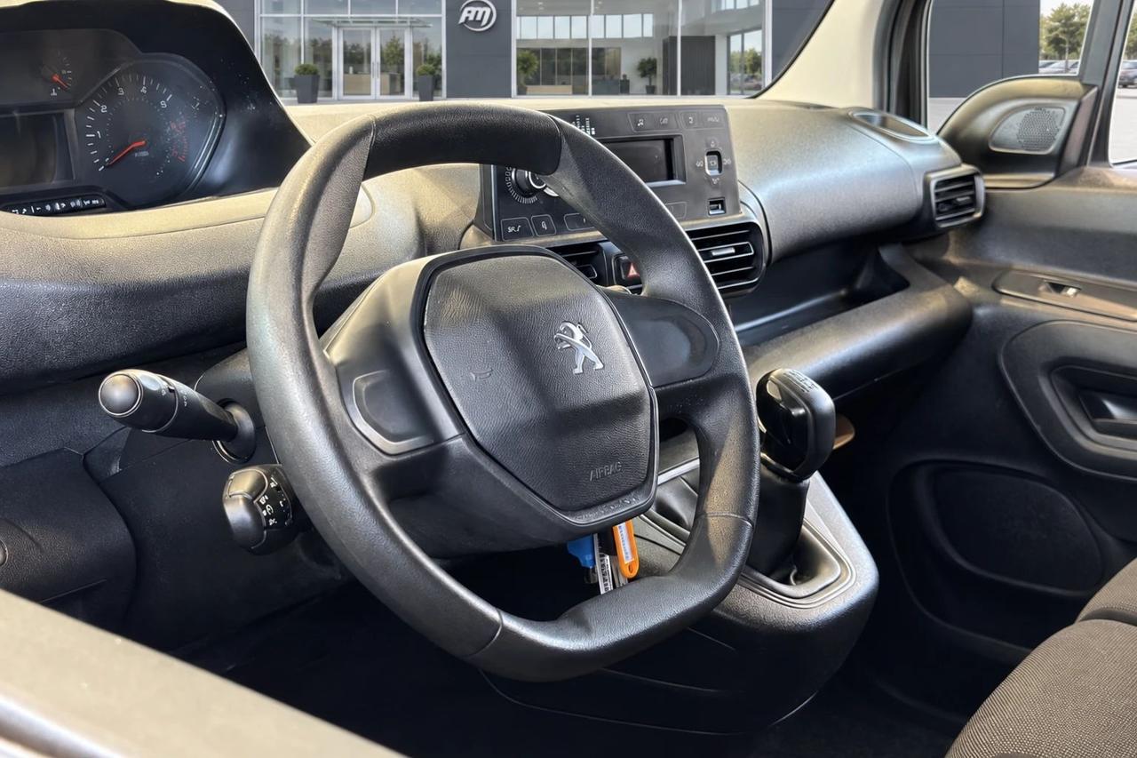 Peugeot Partner L1 100cv Allestito 3 posti