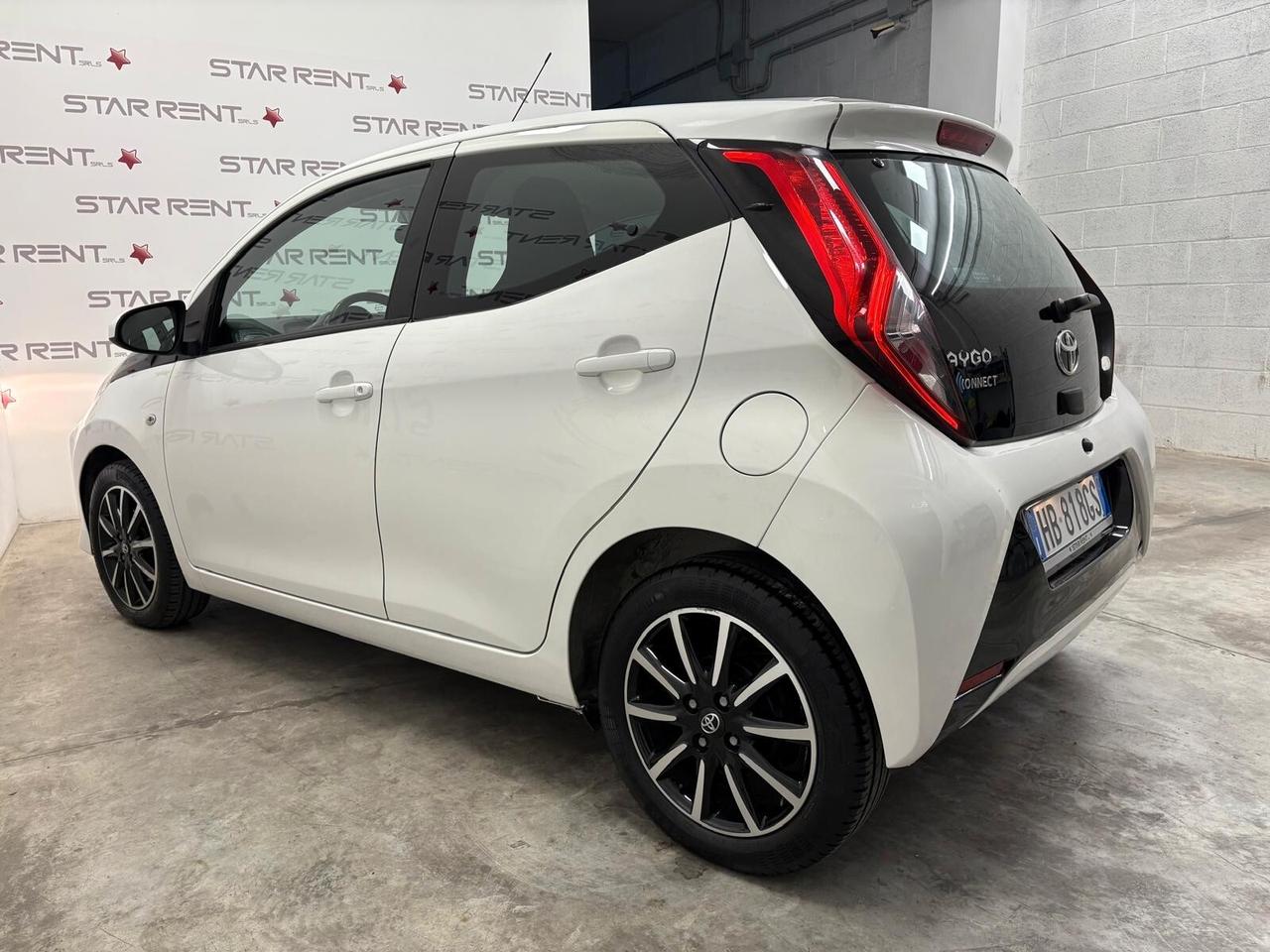 Toyota Aygo Connect 1.0 VVT-i 72 CV 5 porte x-play