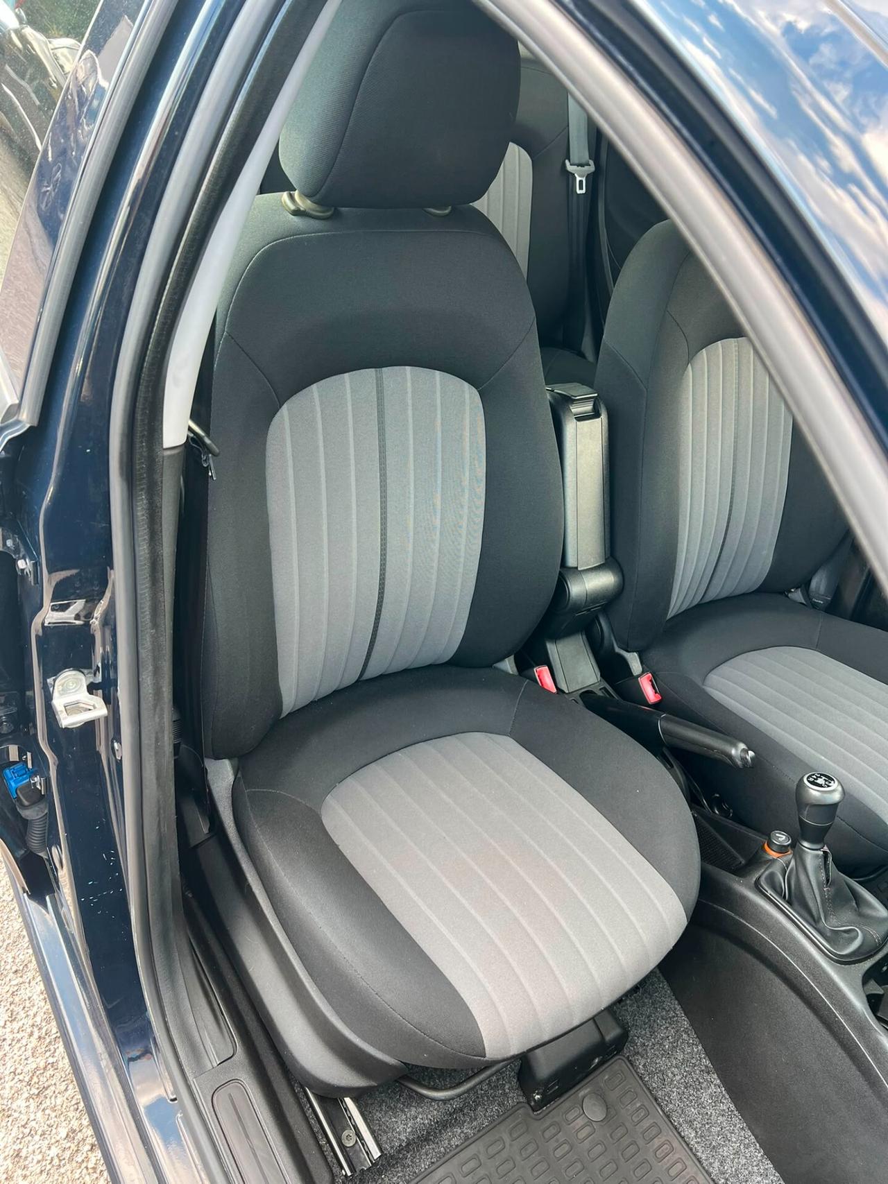 Fiat Punto 1.3 MJT II S&S 95 CV 5 porte Street