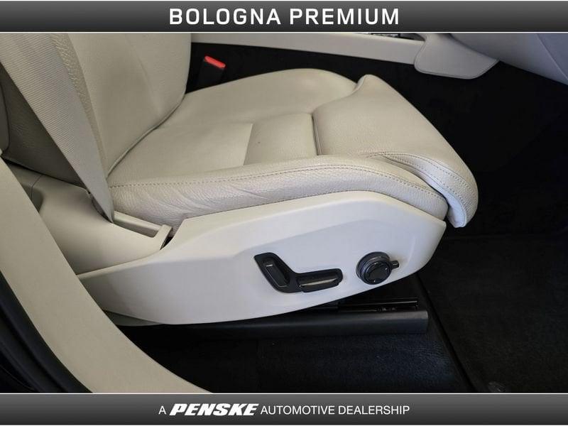 Volvo XC90 B5 (d) AWD Geartronic 7 posti Inscription
