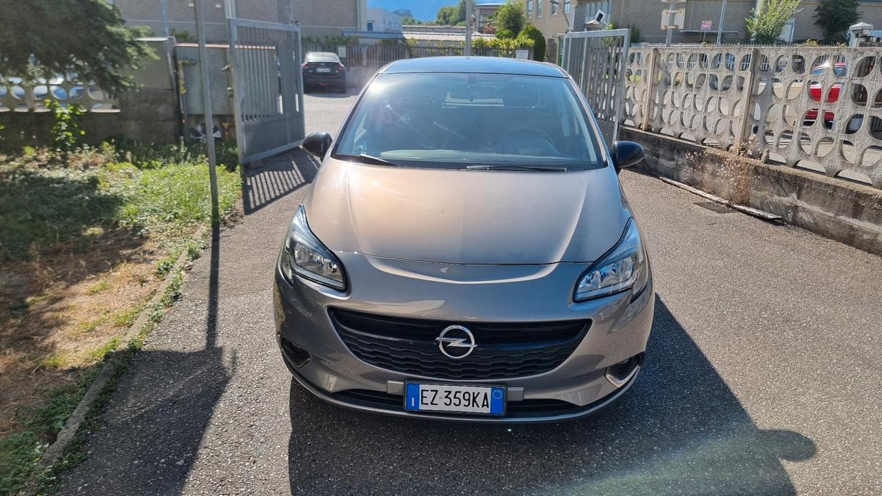 Opel Corsa 1.2 5 porte b-Color