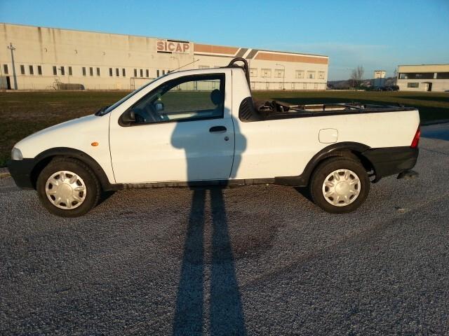 Fiat Strada 1.2 Pick-up Metano