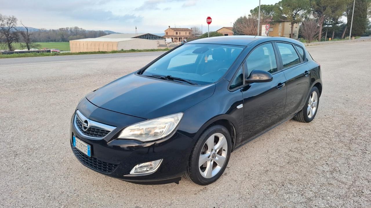 Opel Astra 1.7 CDTI 110CV 5 porte Elective